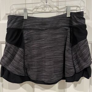 Athleta Women’s SpaceDye Bustle Skort Size Medium Gray/Black Tennis/Golf/Run